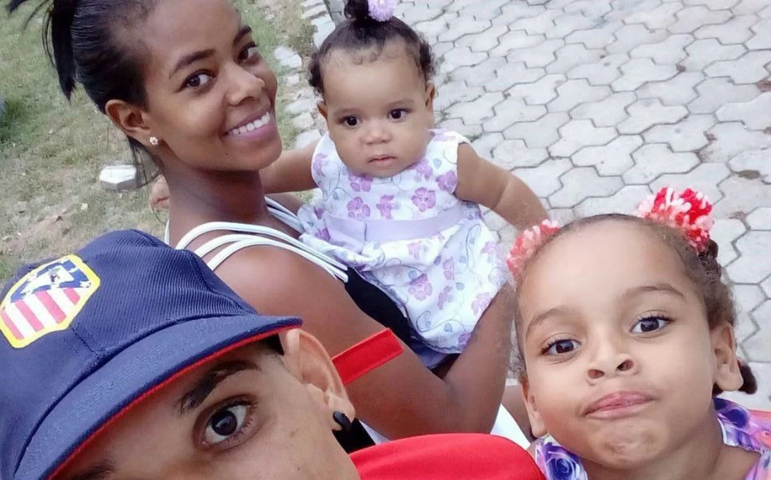 Julgamento de mulher acusada de envenenar mãe e filhas é adiado pela oitava vez